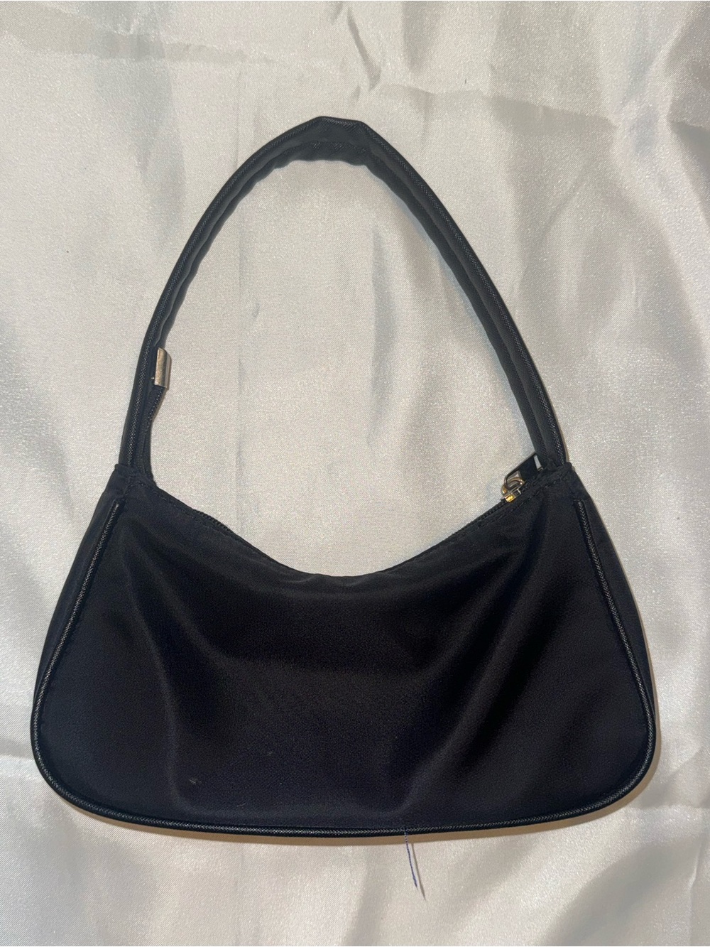 Classic Black Shoulder Bag - Sleek Everyday Tote